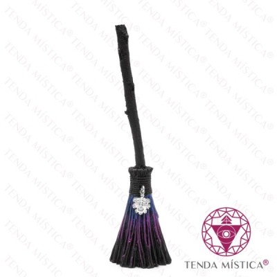 DECORAÇÃO POSITIVE ENERGY BROOMSTICKS